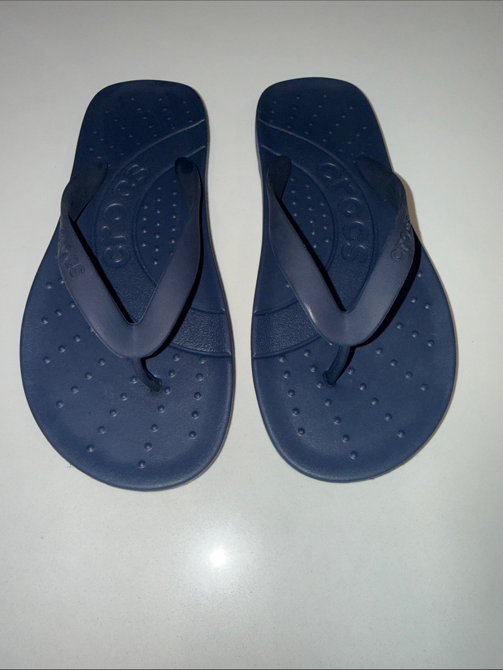 CROCS Unisex Dark Navy Blue Flip-Flop Sandals Men Size 3 Women Size 5